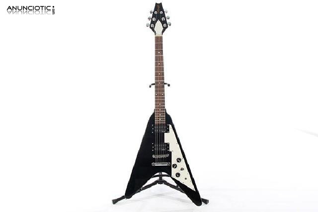 Stagg flying v f300