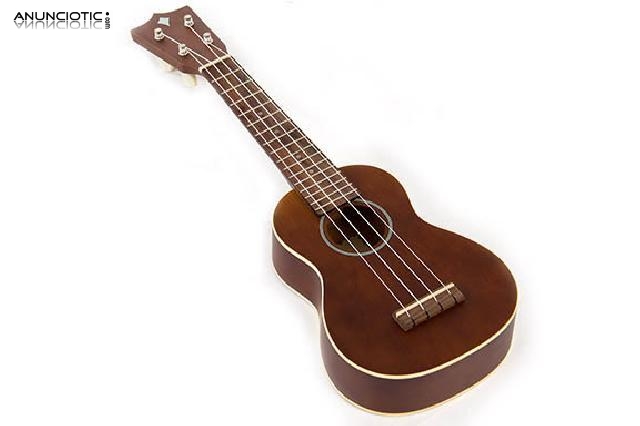 Ukelele soprano admira