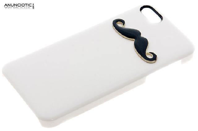 Carcasa blanca con dibujos para iphone 5.