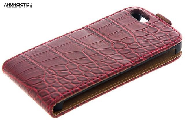 Funda imitación piel para iphone 5.