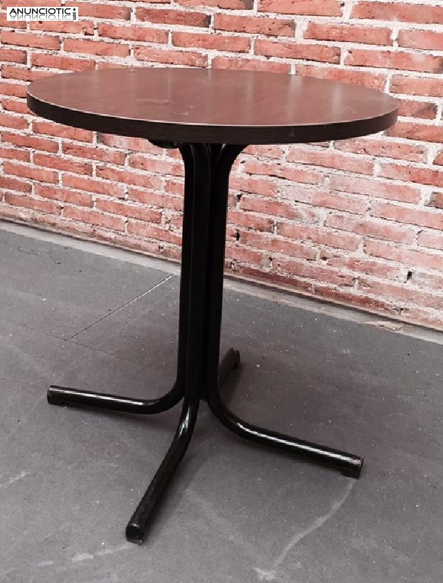 Se vende mesa velador