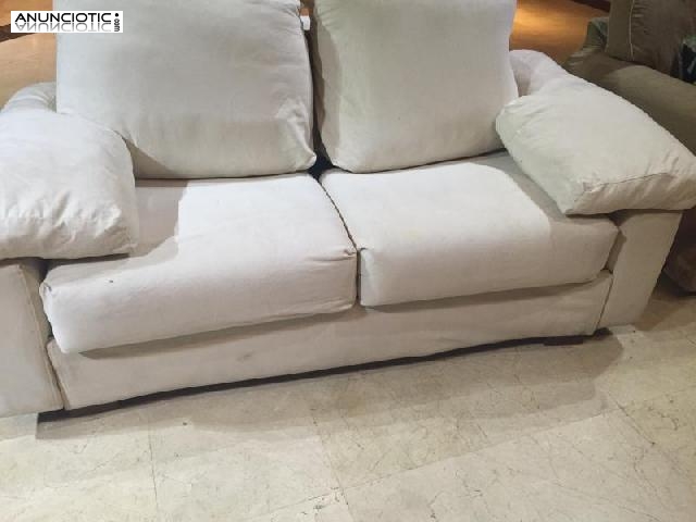 Vendo sofá de 2 plazas