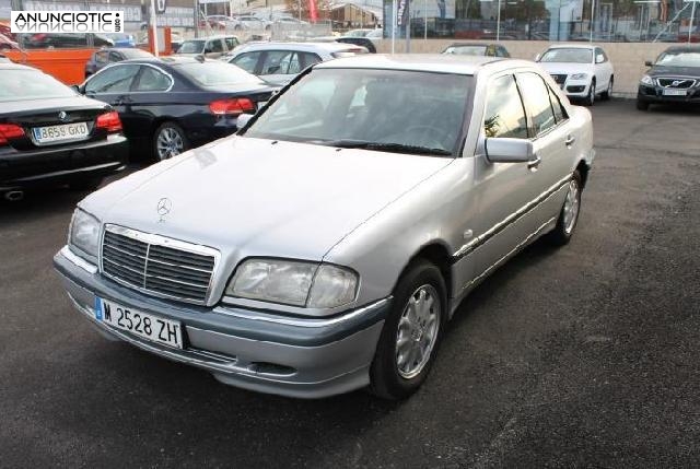 Mercedes Benz Clase coche de ocasión en Madrid