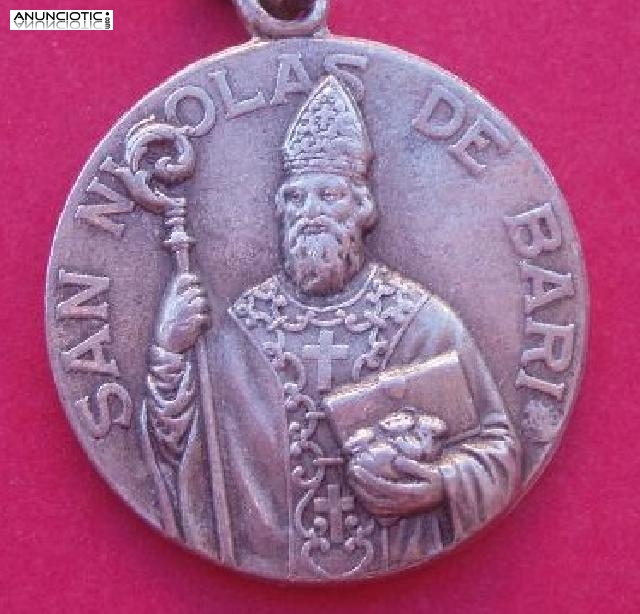 MEDALLAS SAN NICOLAS DE BARI EN ORO Y EN PLATA.