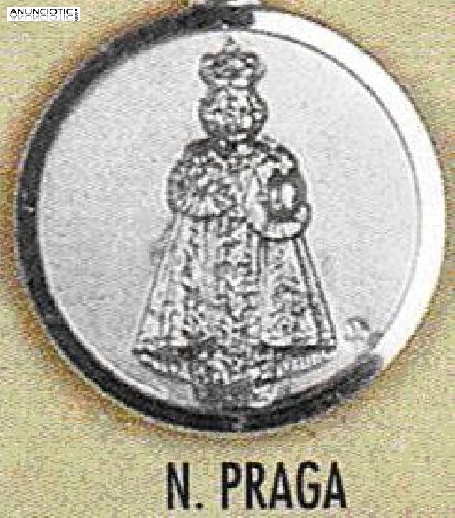 MEDALLAS NIÑO JESUS DE PRAGA EN ORO Y EN PLATA.