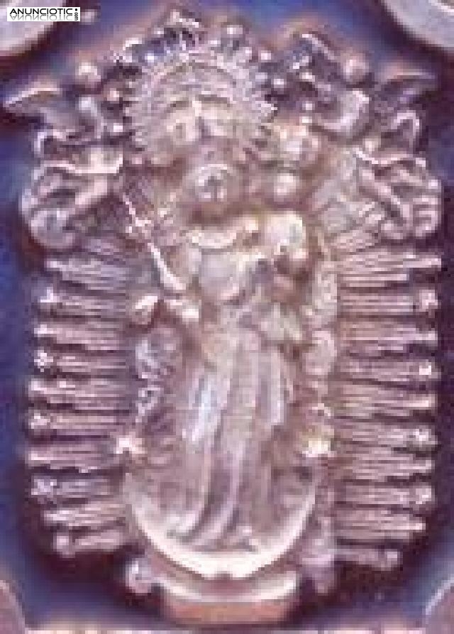 MEDALLA VIRGEN DE LOS ANGELES EN ORO Y EN PLATA.