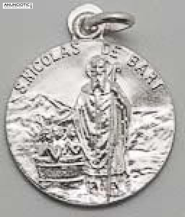 MEDALLAS SAN NICOLAS DE BARI EN ORO Y EN PLATA.