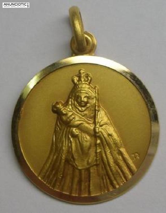 MEDALLA VIRGEN DE LA CANDELARIA EN ORO Y EN PLATA.