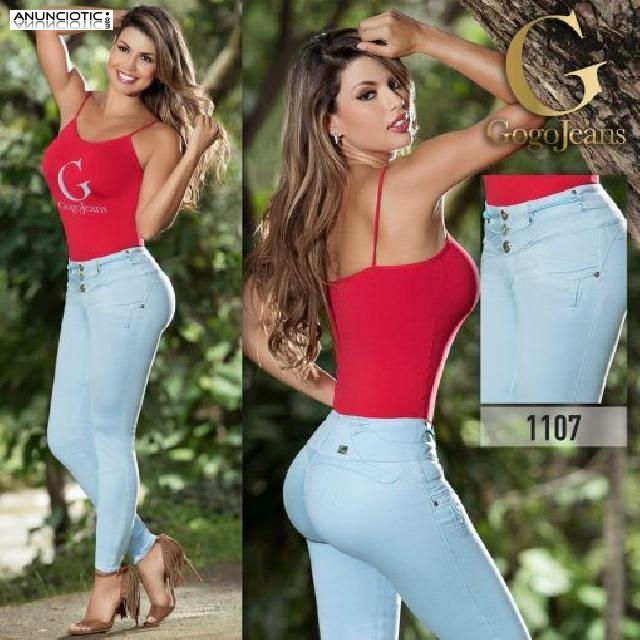 JEANS LEVANTACOLA PARA ROBAR MIRADAS