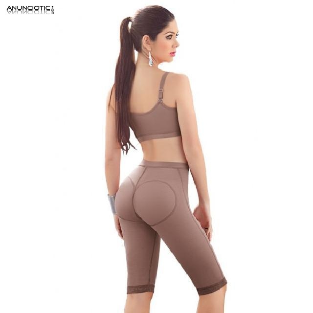 GLUTEOS NATURALES USANDO PANTY FAJA