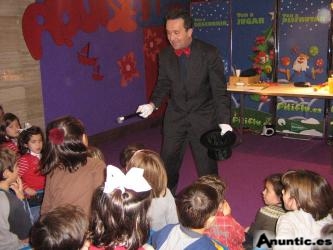 MAGO AGUSTÍN magia de cerca y EL TALLER DE MAGIA