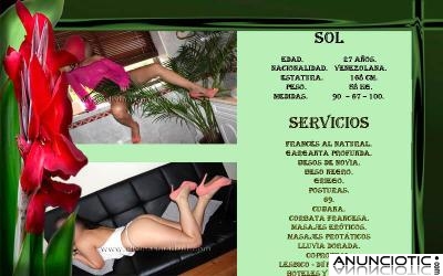 SOL UNA GATITA DELICIOSA Y MORBOSA ENTRE LAS SÁBANAS 