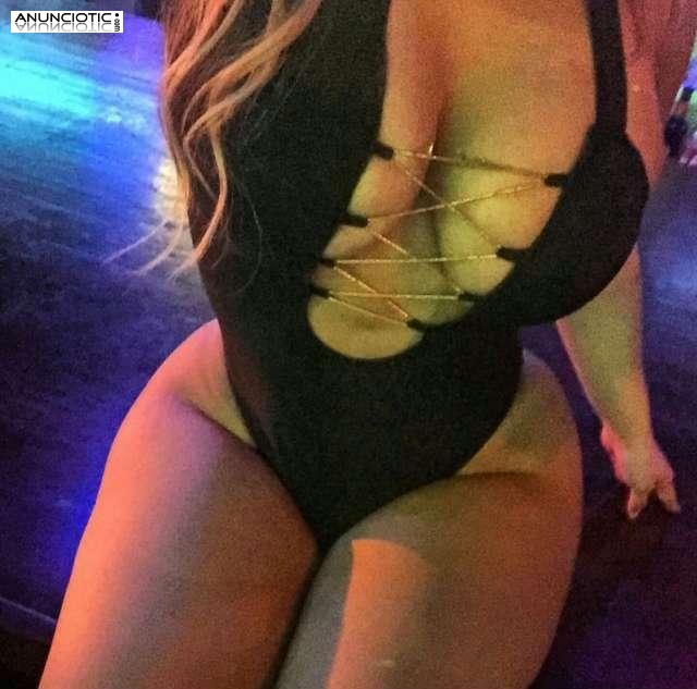 MAS DE 15 CHICAS DISPONIBLES CADA NOCHE