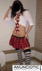 DULCE Y SEXUAL LOLITA BUSCANDO SEXO DESENFRENADO