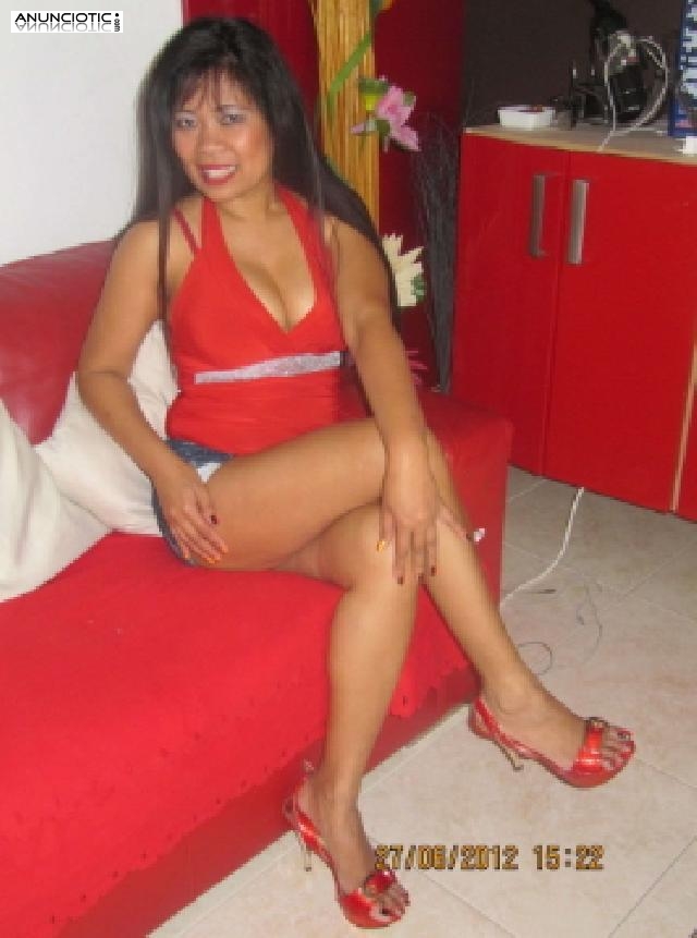 Chica oriental muy caliente quiere sexo