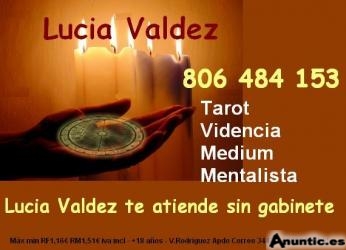 LUCIA VALDEZ - TAROT Y VIDENCIA SIN GABINETE