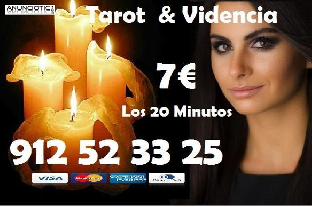 Lectura del Tarot de Cartas 912 52 33 25