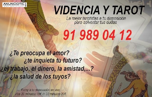 Tarot y videncia individualizada y en directo 