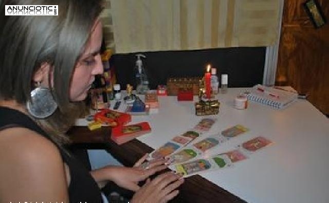 Consulta personalizada de tarot.