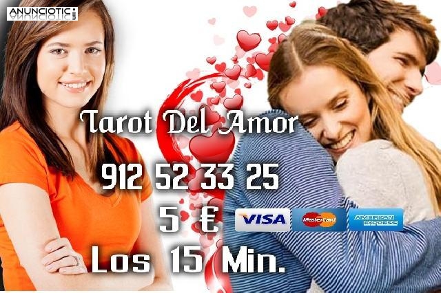 ! Descubre Tu Futuro Con El Tarot En El Amor !