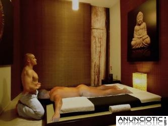 MASAJISTA CACHAS MADRID / MUSCLED MASSEUR MADRID