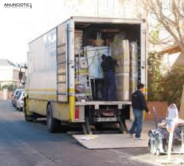 Mudanzas y portes economicos.Españoles