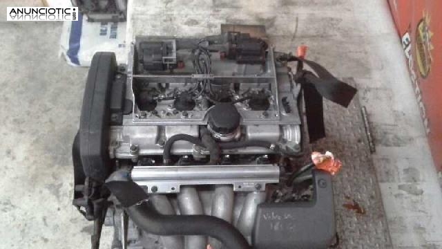 Se vende motor volvo s40