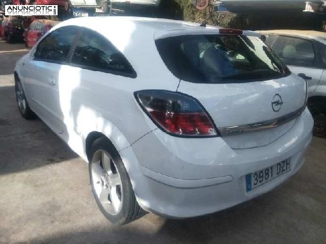 Opel astra gtc de 2006 para piezas