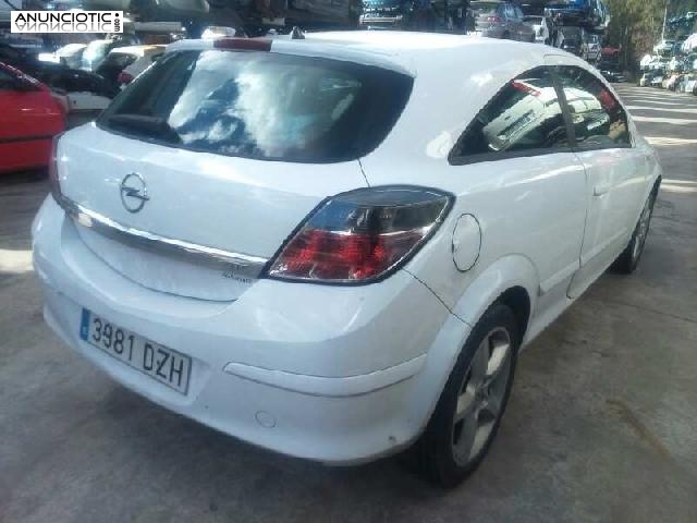 Opel astra gtc de 2006 para piezas