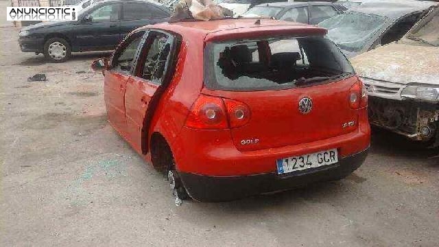 Paragolpes trasero de volkswagen - golf