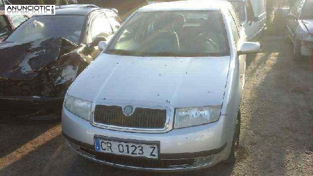 Paragolpes trasero de skoda - fabia