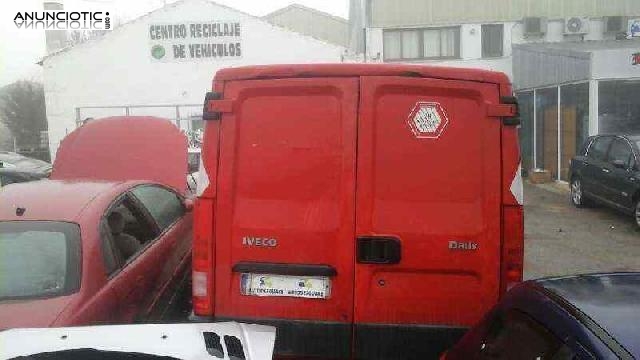 Puerta del. izq. iveco - 557005