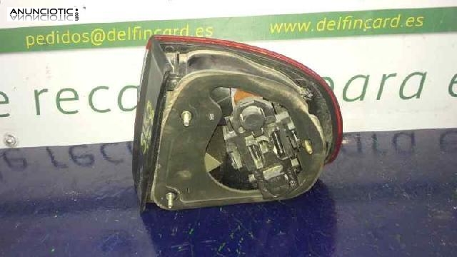 Piloto trasero izquierdo 3118316 seat