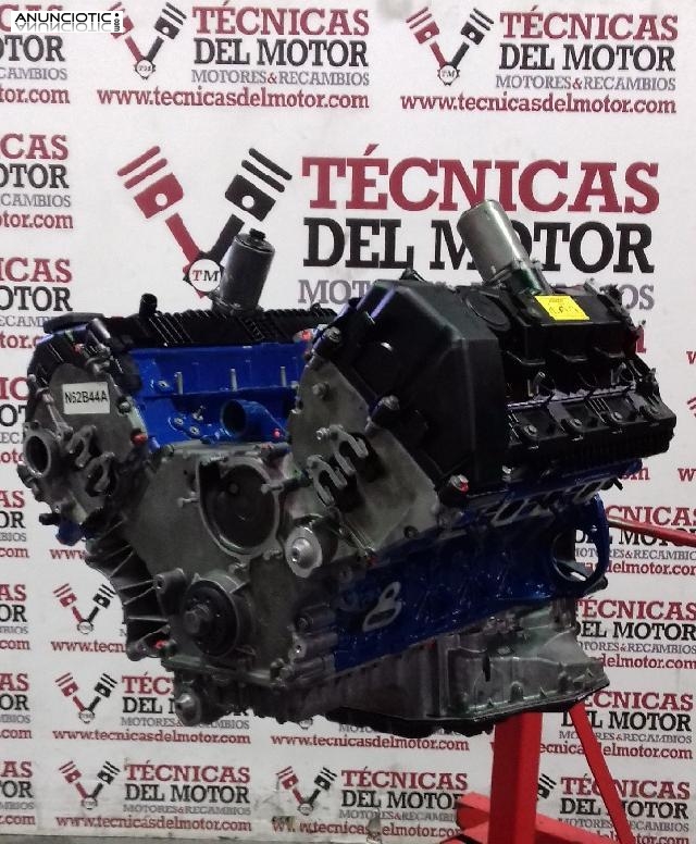 Motor bmw 4.4i tipo nj62b44a