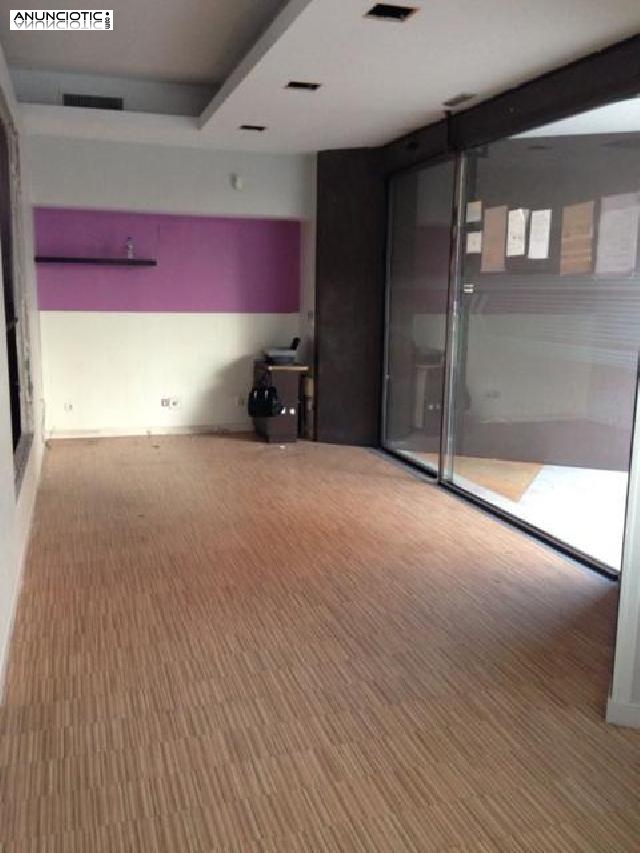 En alquiler local con posibilidad de s/h 260m² en zona El Espinillo. Villav