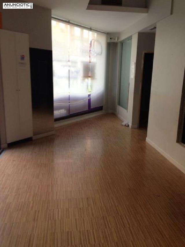 En alquiler local con posibilidad de s/h 260m² en zona El Espinillo. Villav