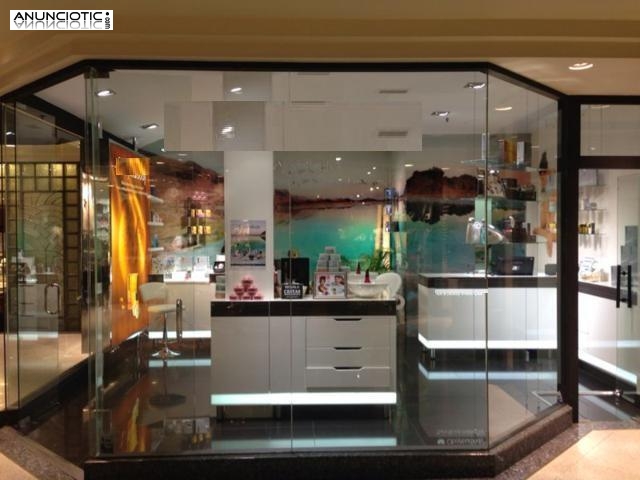 En traspaso tienda de estética de alta gama 40m² en la mejor zona  del Barr