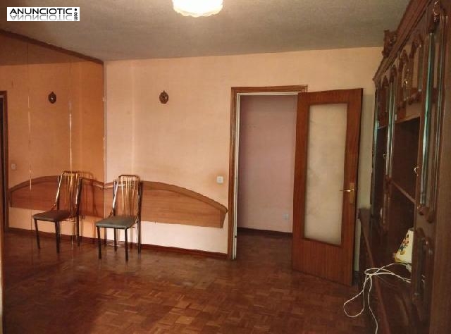 Se vende 4 piso con ascensor muy luminoso en 