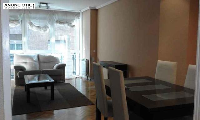 Apartamento grande en finca buena