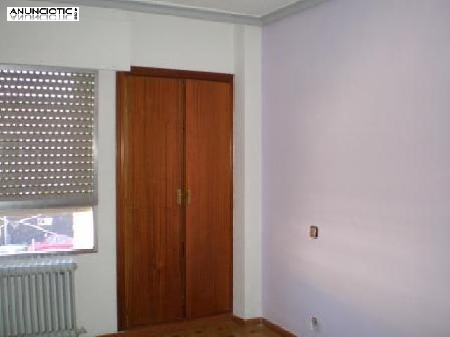 Piso en venta en c/ san nicasio, leganés