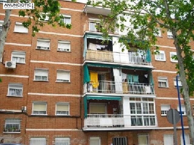 Piso en venta en c/ san nicolas, leganés