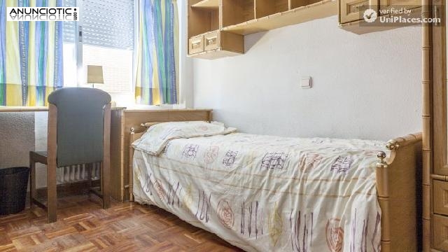 Habitaciones en piso estudiantes