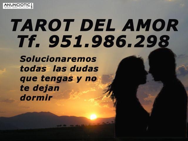 Tarotista especializada en amores. Tf. 951.986.298