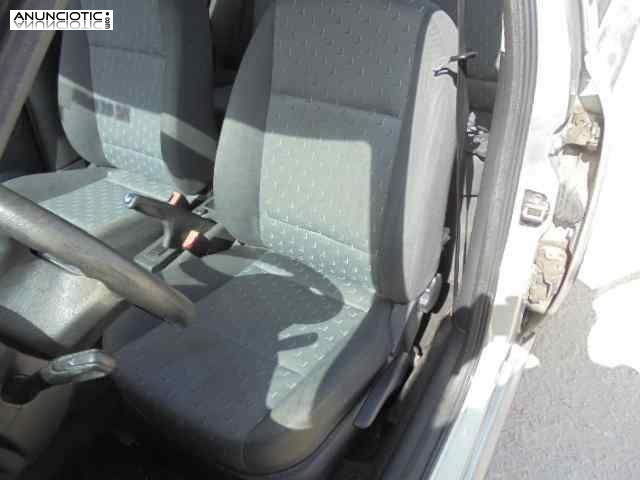 Asiento delantero izquierdo 3491048