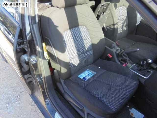 Asiento delantero derecho 3475397