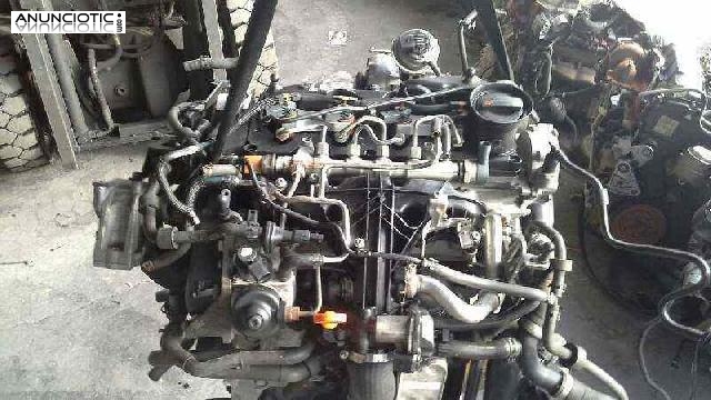 Motor 1269907 volkswagen touran (1t3)