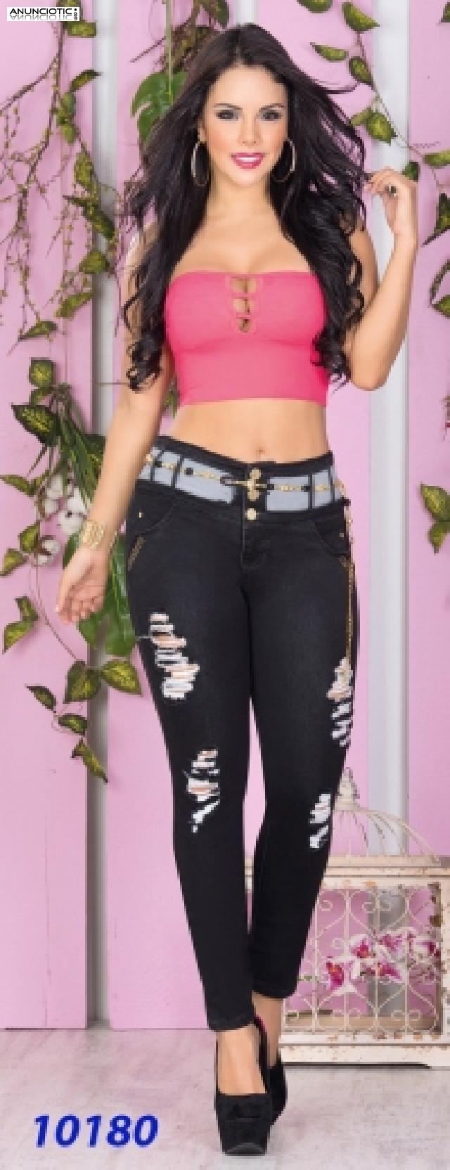 Jeans que se adaptan a tu cuerpo.