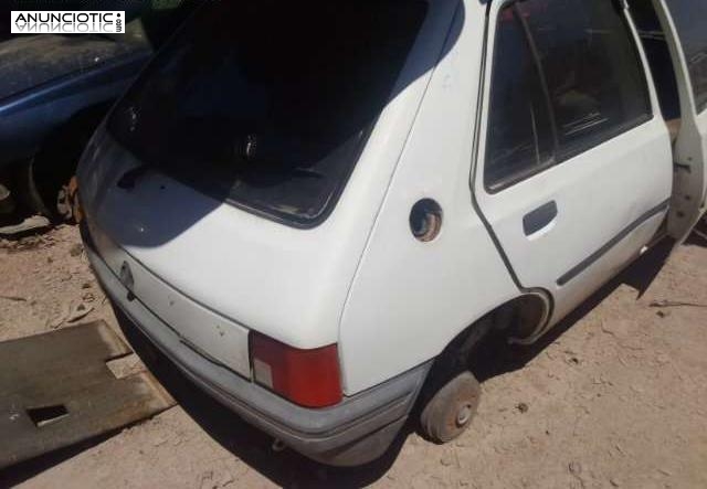 Peugeot 205