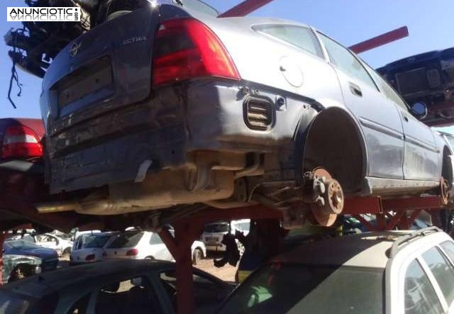 Despiece de opel vectra b