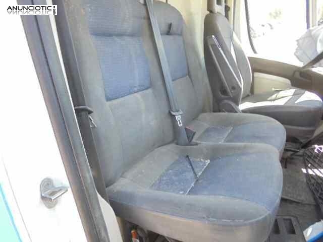 Asiento delantero derecho 3594875 